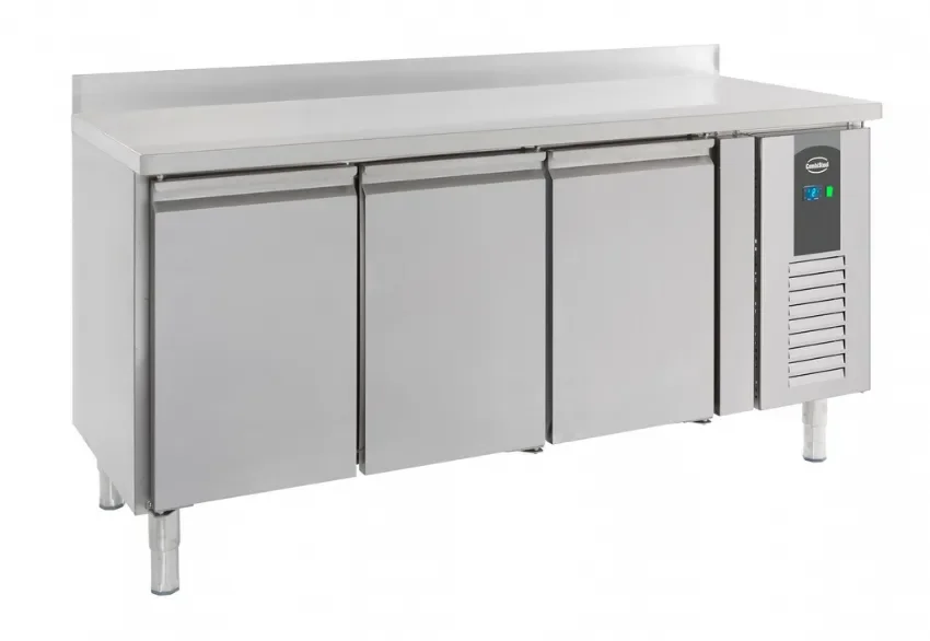 Table réfrigérée bord relevé 3 portes profondeur 700 Meilleure Vente