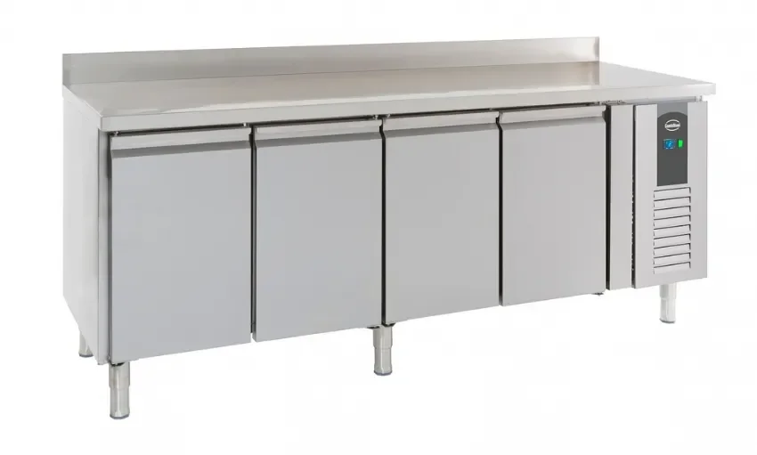Table réfrigérée bord relevé 4 portes profondeur 700 Commander Maintenant
