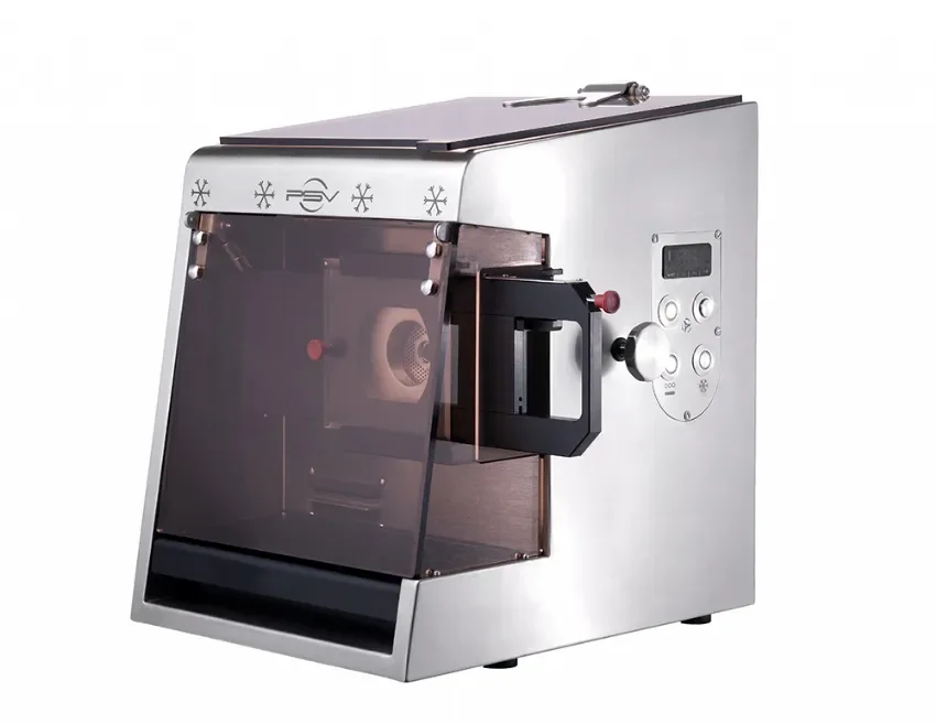 Hachoir réfrigéré avec reconstitueur et vitrine, 300kg/heure - 380 v Offre Spéciale