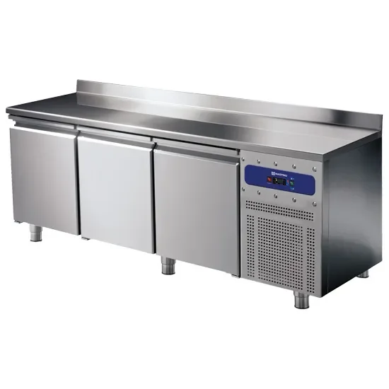 Prix Réduit Table réfrigérée inox 600 mm 3 portes avec dosseret température -2/+8°c