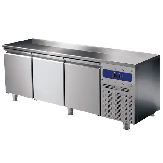 Table réfrigérée inox 3 portes - température -2/+8°c avec capacité 400 l Réduction