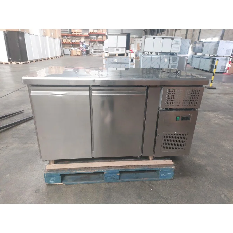 Meilleur Choix Table gastro -2/+8°C avec groupe logé - 313 L - 2 portes - Sans dosseret NOSEM