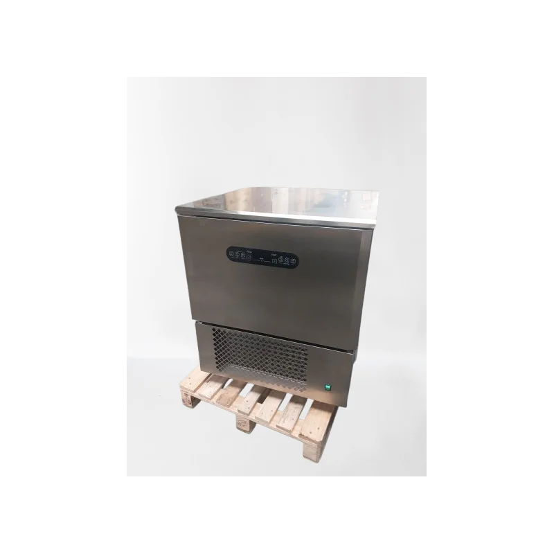 Cellule de refroidissement et de congélation - Touch control - 5 niveaux - GN 1/1 ou 600 x 400 NOSEM Produit De Marque